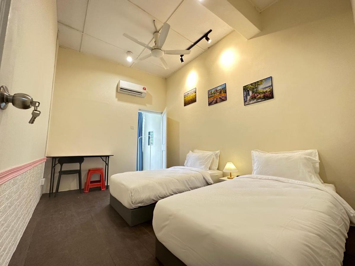Ww Hostel 22A Private Shower George Town Dış mekan fotoğraf