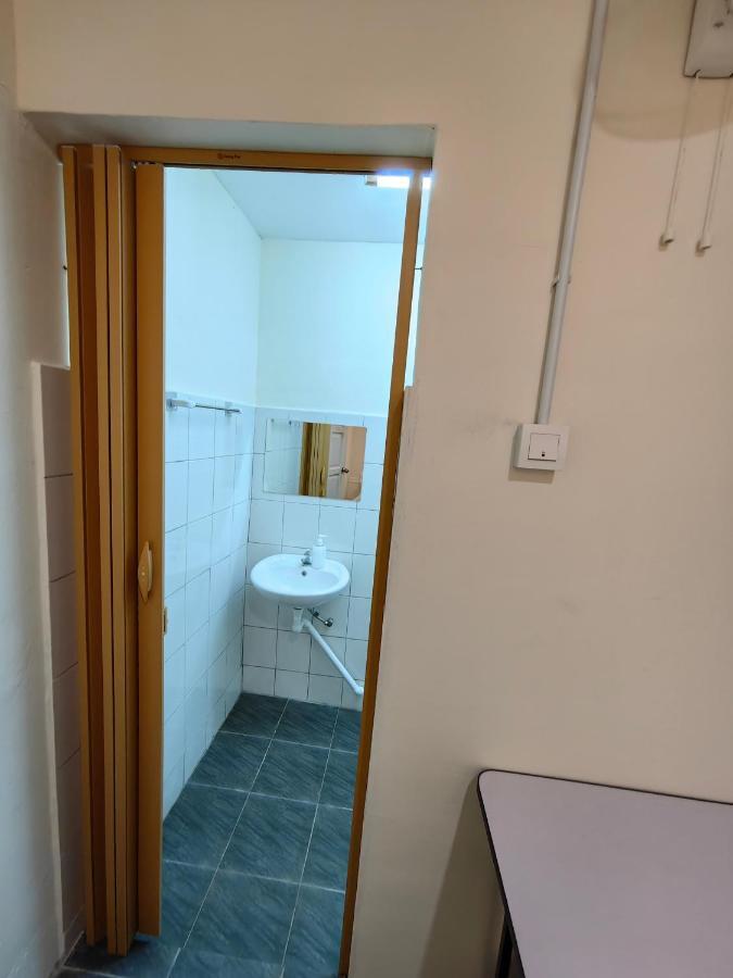 Ww Hostel 22A Private Shower George Town Dış mekan fotoğraf